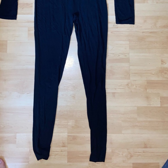 FashionNova off shoulder long sleeve romper - Picture 2 of 3